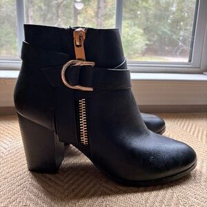 Woman’s Black Boots